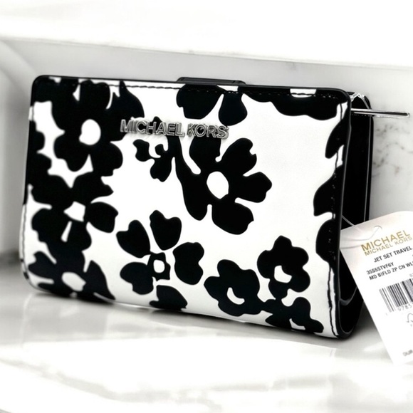 Michael Kors Medium Jet Set Travel Zip Chain Bifold Wallet Black Multi - Picture 1 of 8